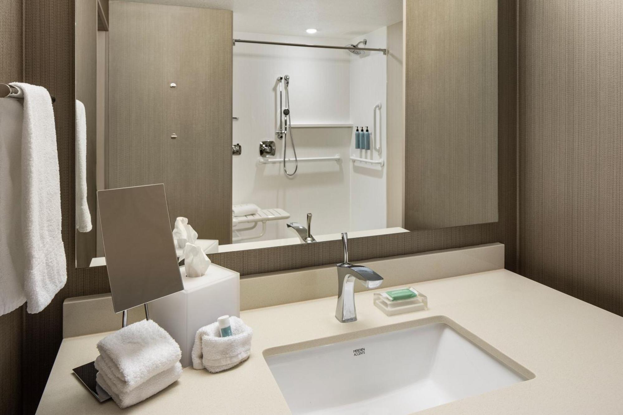 Courtyard By Marriott Minneapolis West St. Louis Park Dış mekan fotoğraf