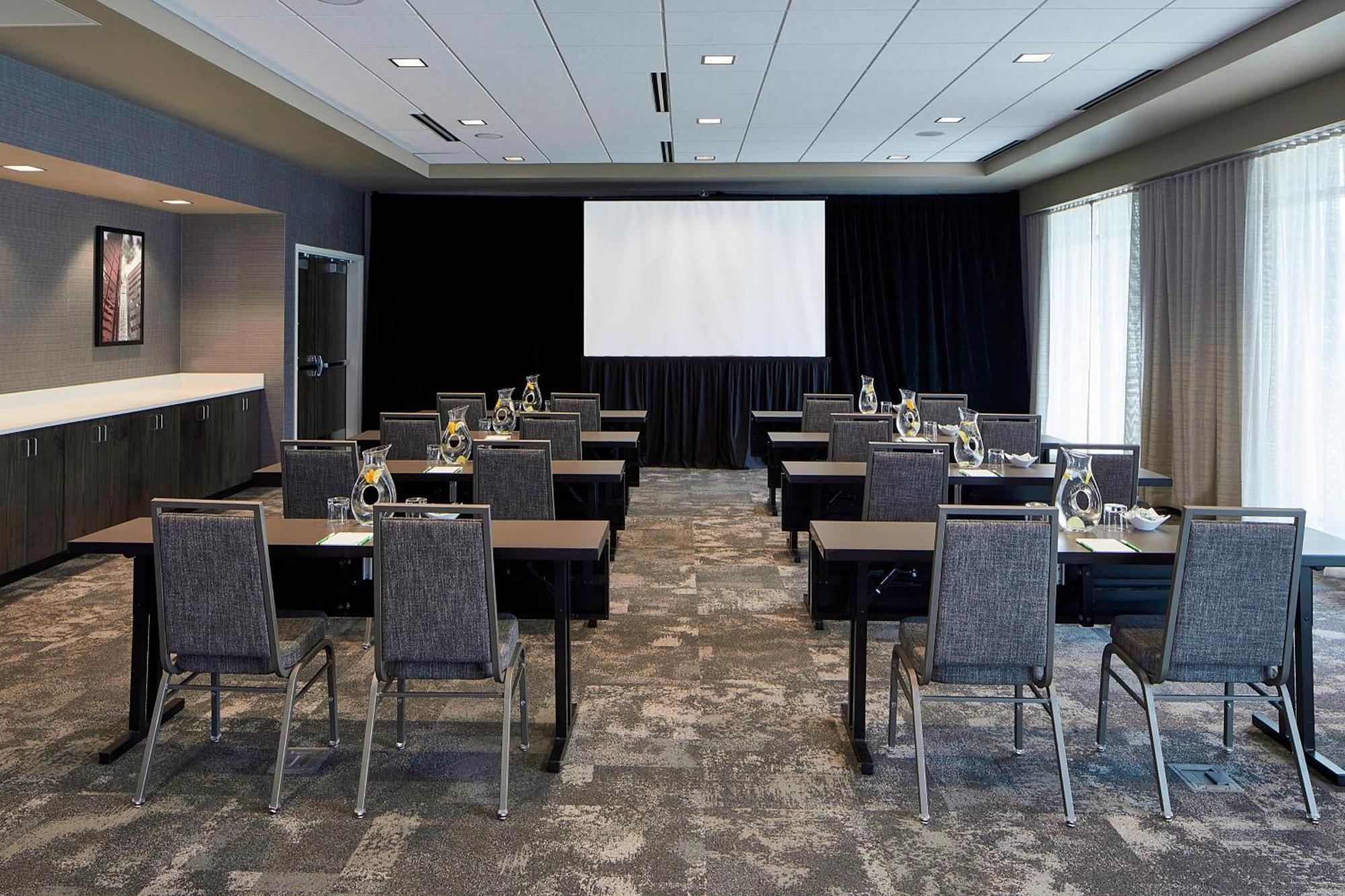 Courtyard By Marriott Minneapolis West St. Louis Park Dış mekan fotoğraf